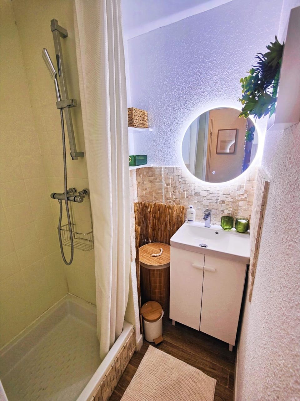 Shower, Bathroom