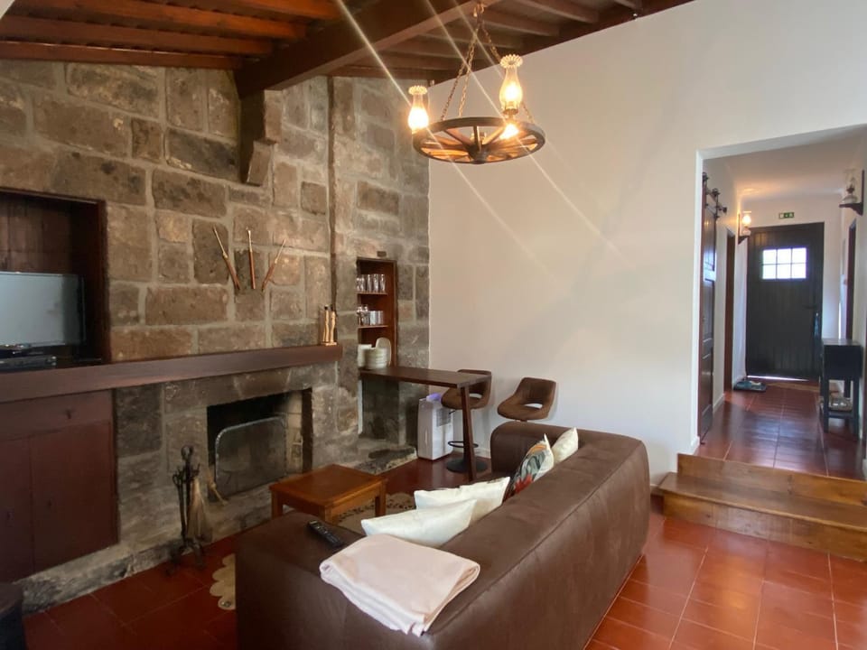 TV and multimedia, Living room, flat iron