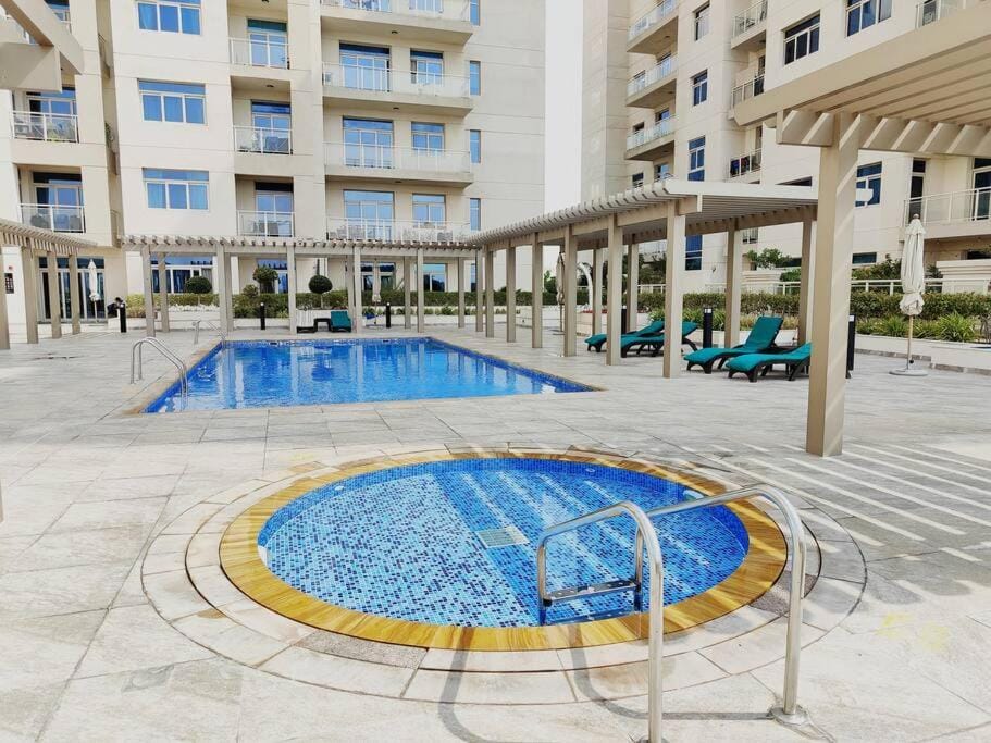 1 Bed room - Azizi Daisy - Furjan House in Dubai