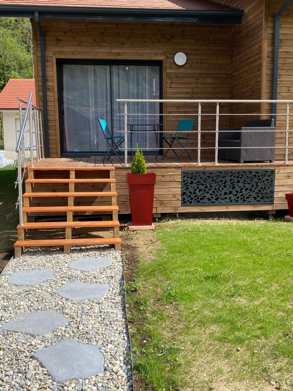 Property building, Patio, Balcony/Terrace, Garden view