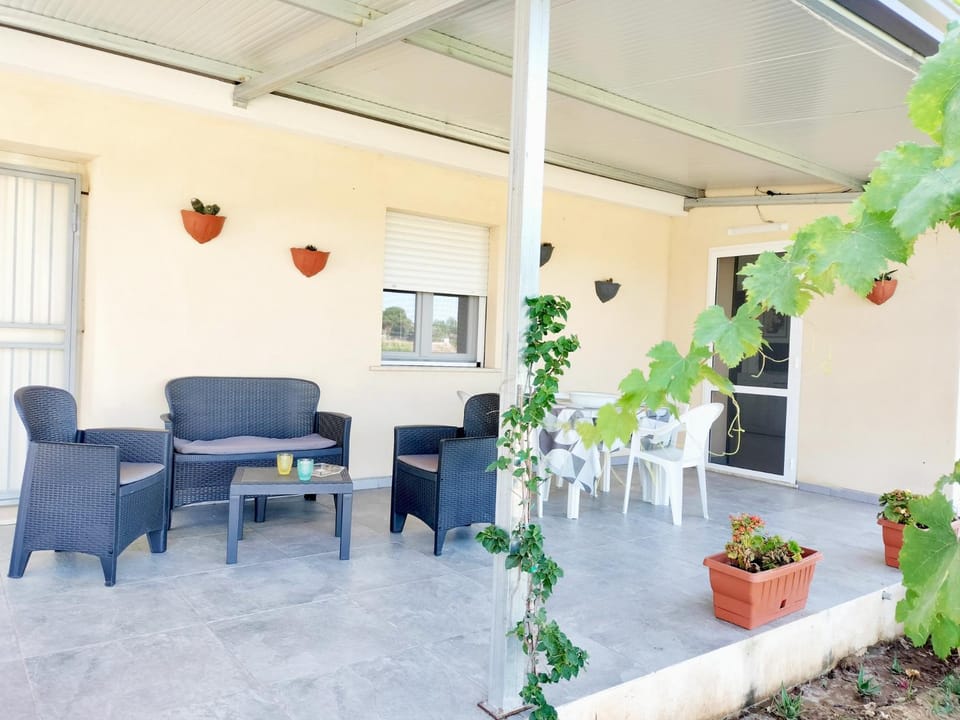 Property building, Balcony/Terrace
