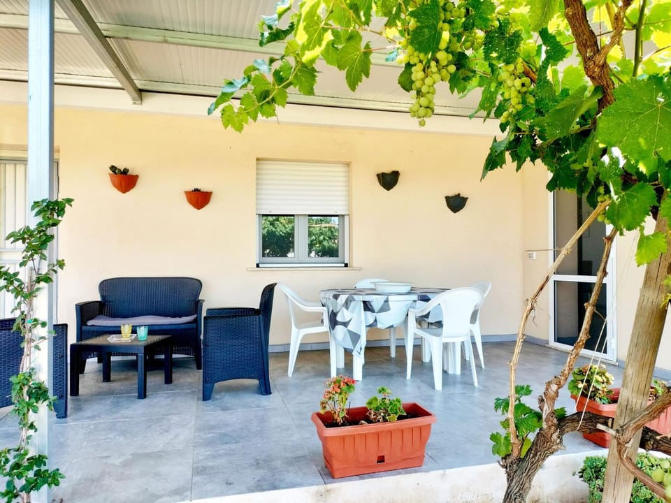 Patio, Balcony/Terrace