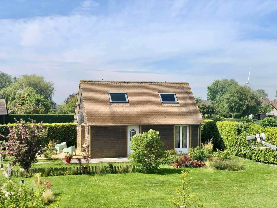 Property building, Garden, Garden view