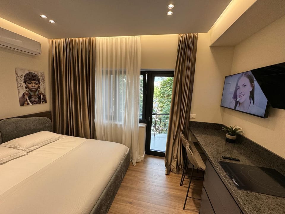 Lux Stay Apartment in Tirana