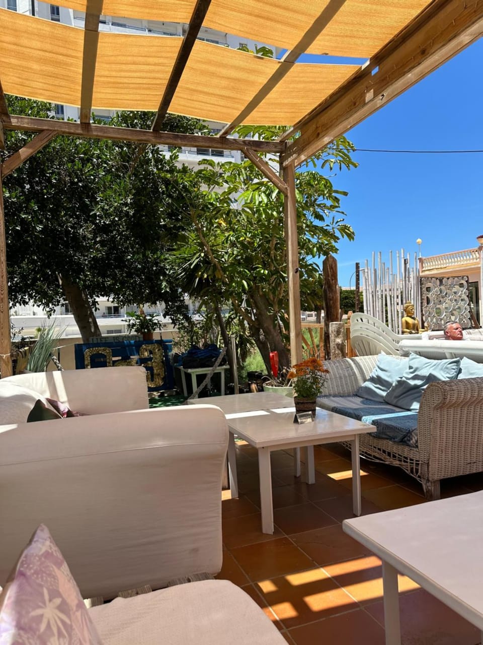Patio, Lounge or bar