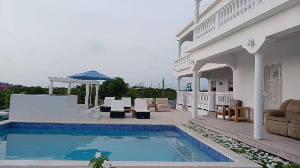New condo with sea view 1 Villa in Wheeland Settlement