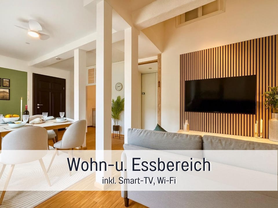 TV and multimedia, Living room, Dining area