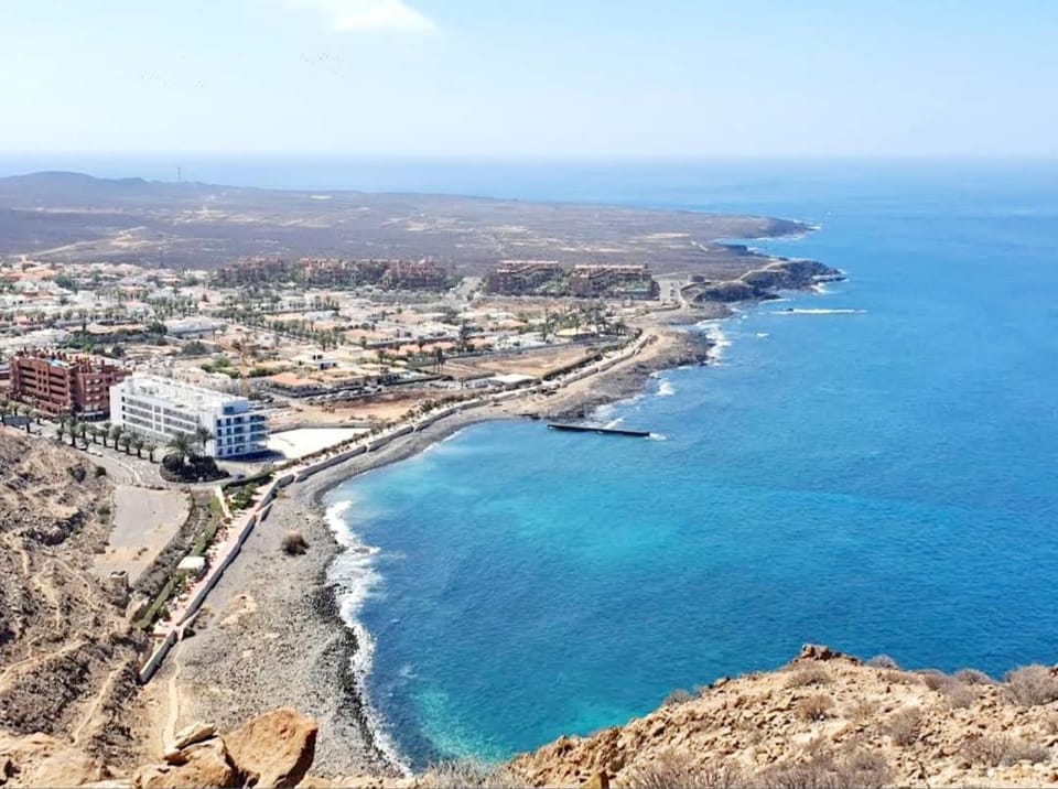 City view, Sea view