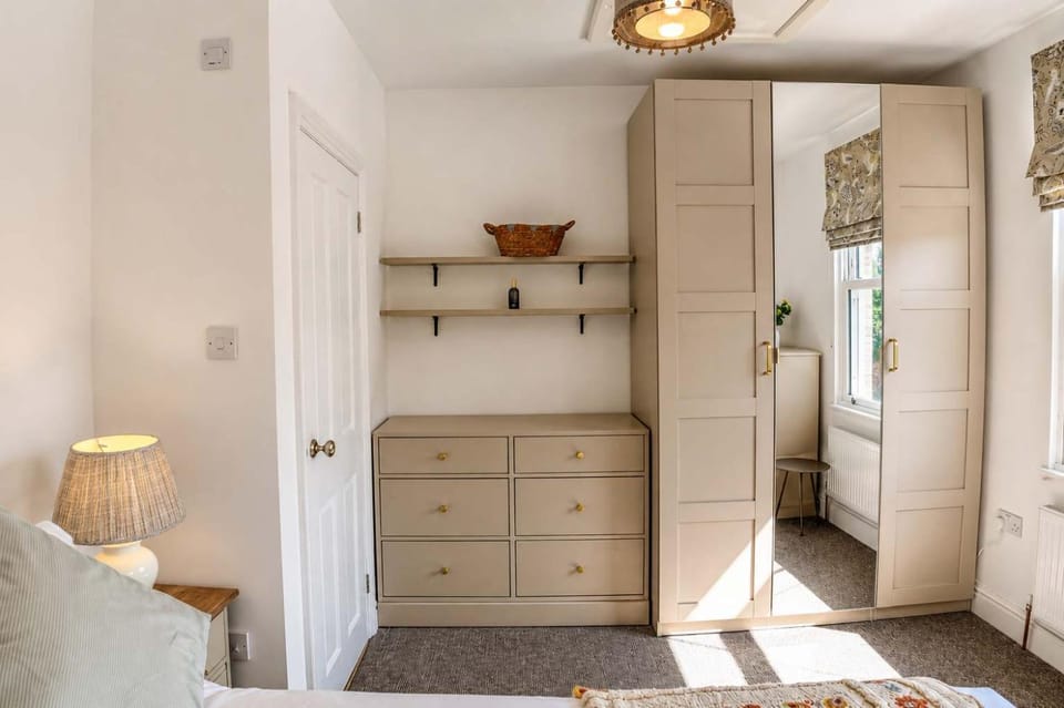 Spacious Pretty home in Old Totterdown House in Bristol
