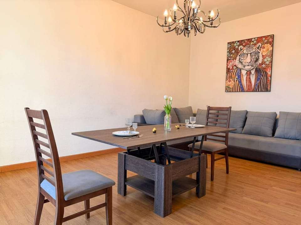 Living room, Seating area, Dining area