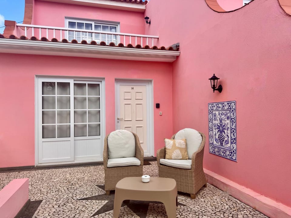 Patio, Seating area