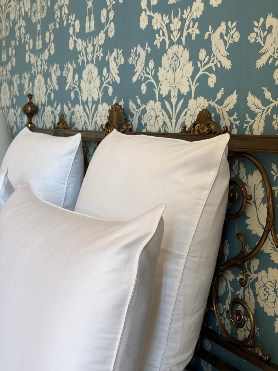 Bed, Decorative detail, Bedroom
