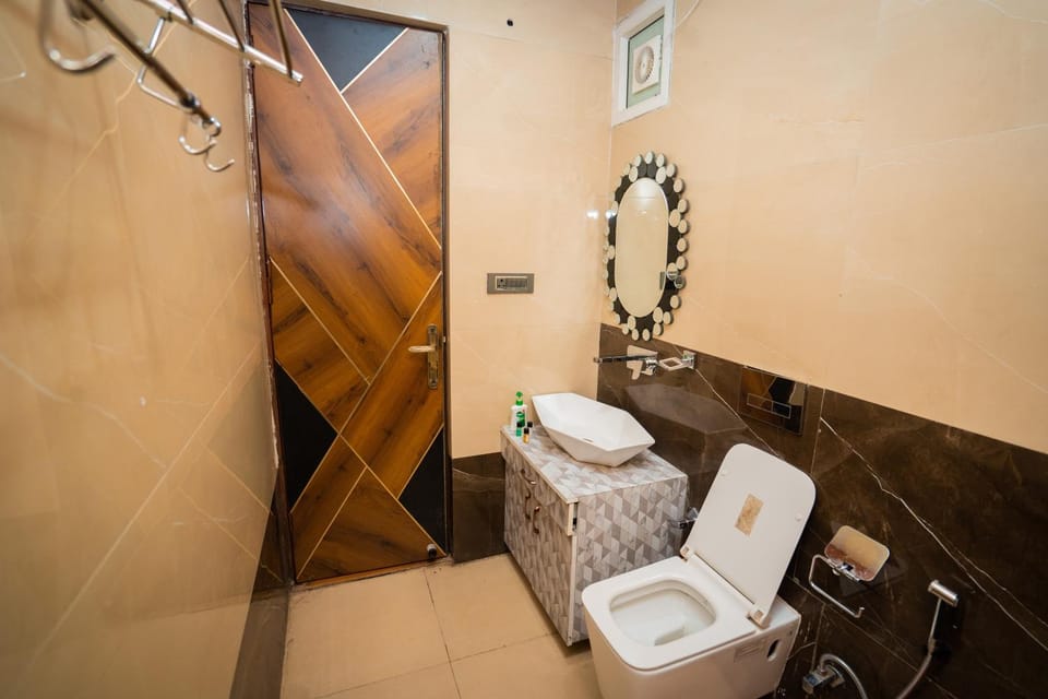 Toilet, Bathroom
