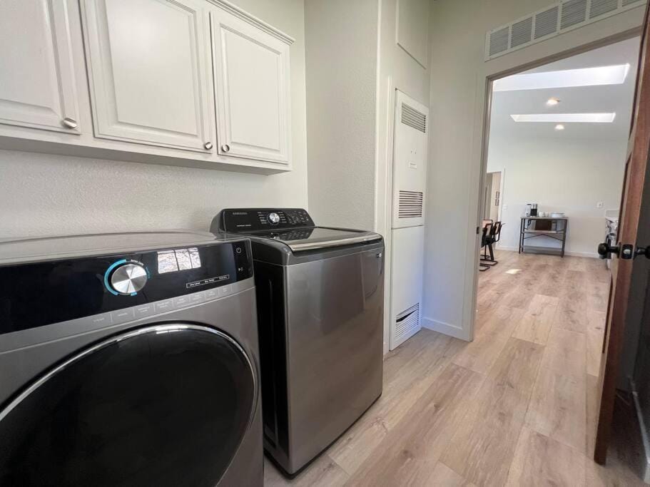 Cypress House (Historic Coast Guard property) House in Point Arena