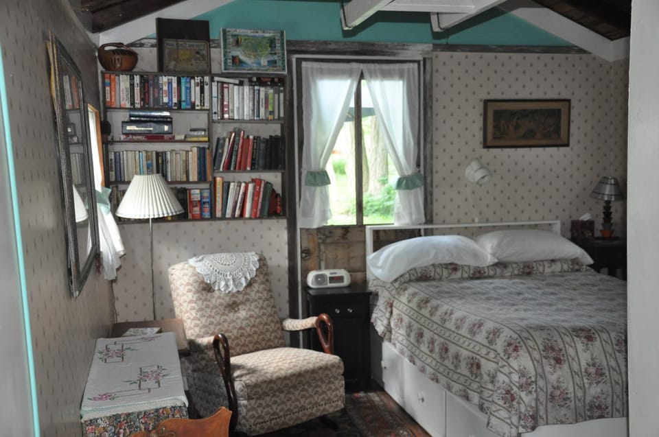 The Cottagette Bed and Breakfast in Seneca Lake