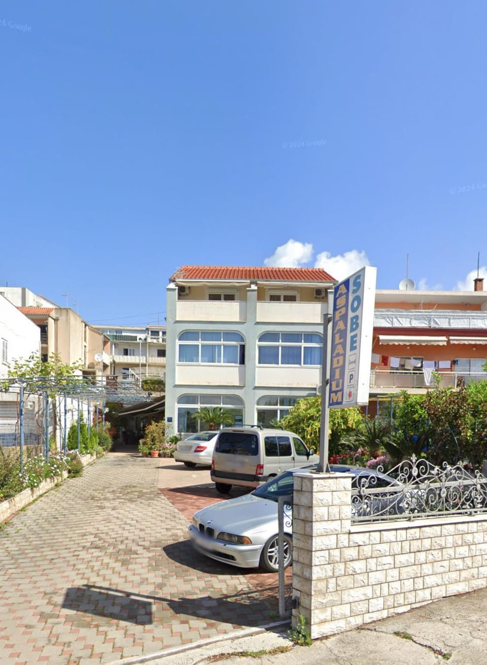 Property building, Location, Parking