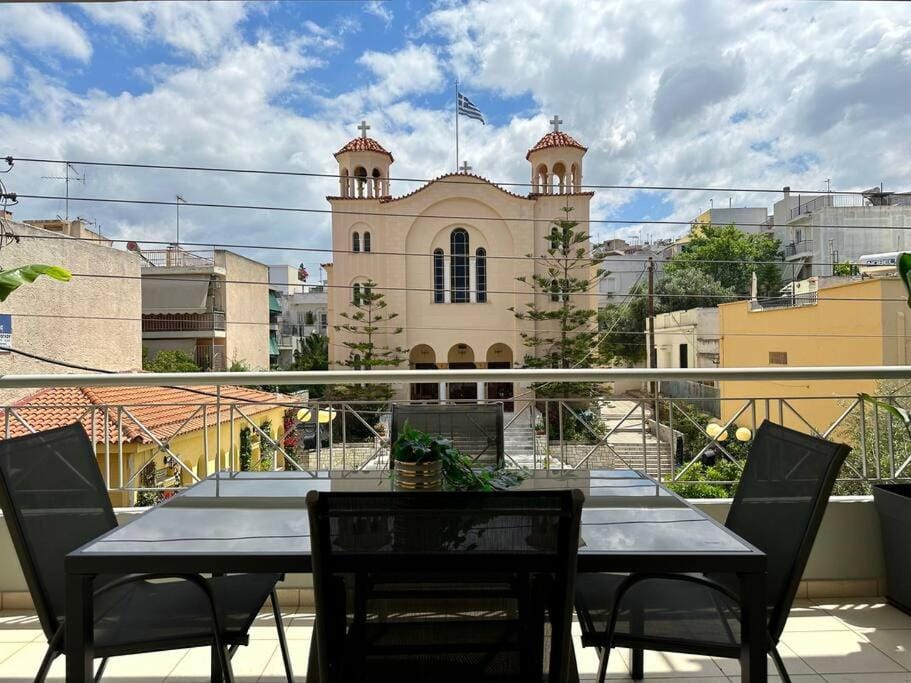 D150 Orange & New Life - Cloud9 in the city Apartment in Athens