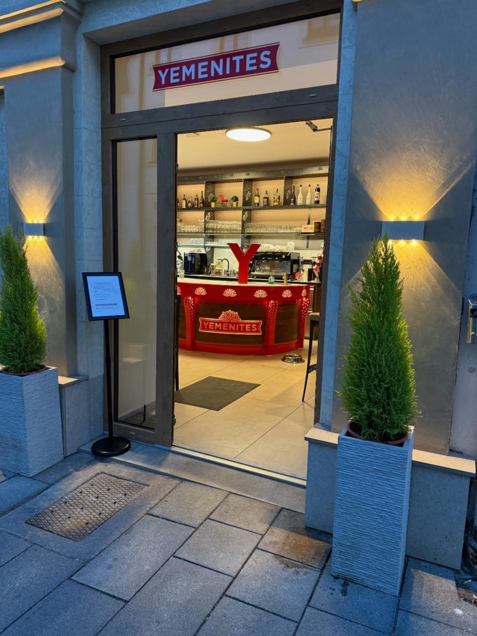 Restaurant/places to eat