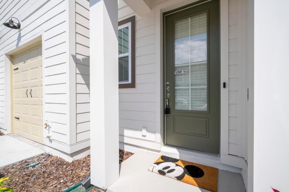 Cozy 3Bd with Free Waterpark at Enclaves at Festival 713 House in Four Corners