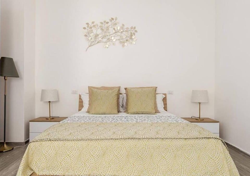 Bed, Decorative detail, Bedroom