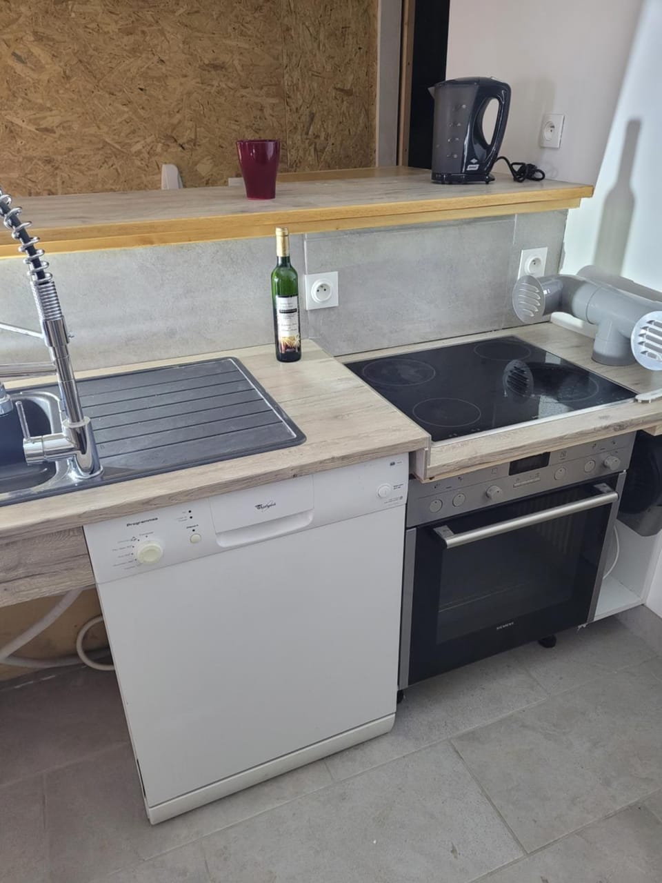 dishwasher, minibar, stove