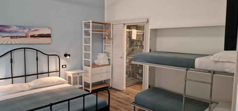 Bed, Photo of the whole room, Bedroom, bunk bed