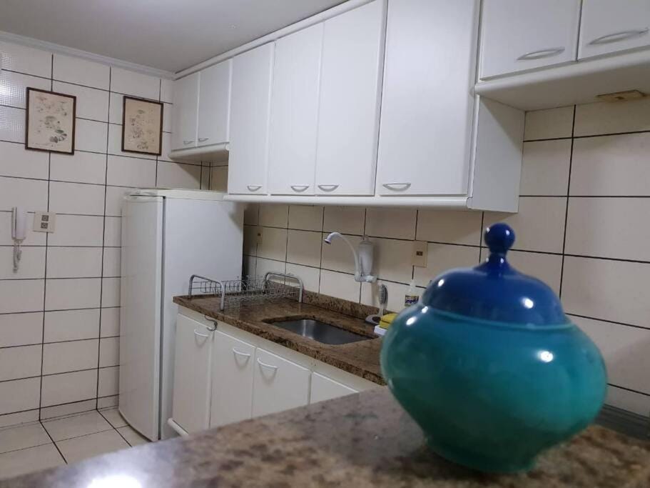 Temporada em prédio na orla da Praia do Morro Apartment in Guarapari