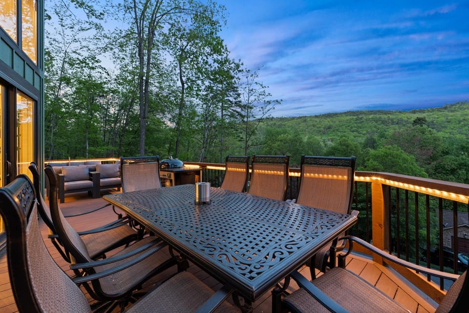 Emerald Escape - Managed by Gr8Escapes House in Massanutten