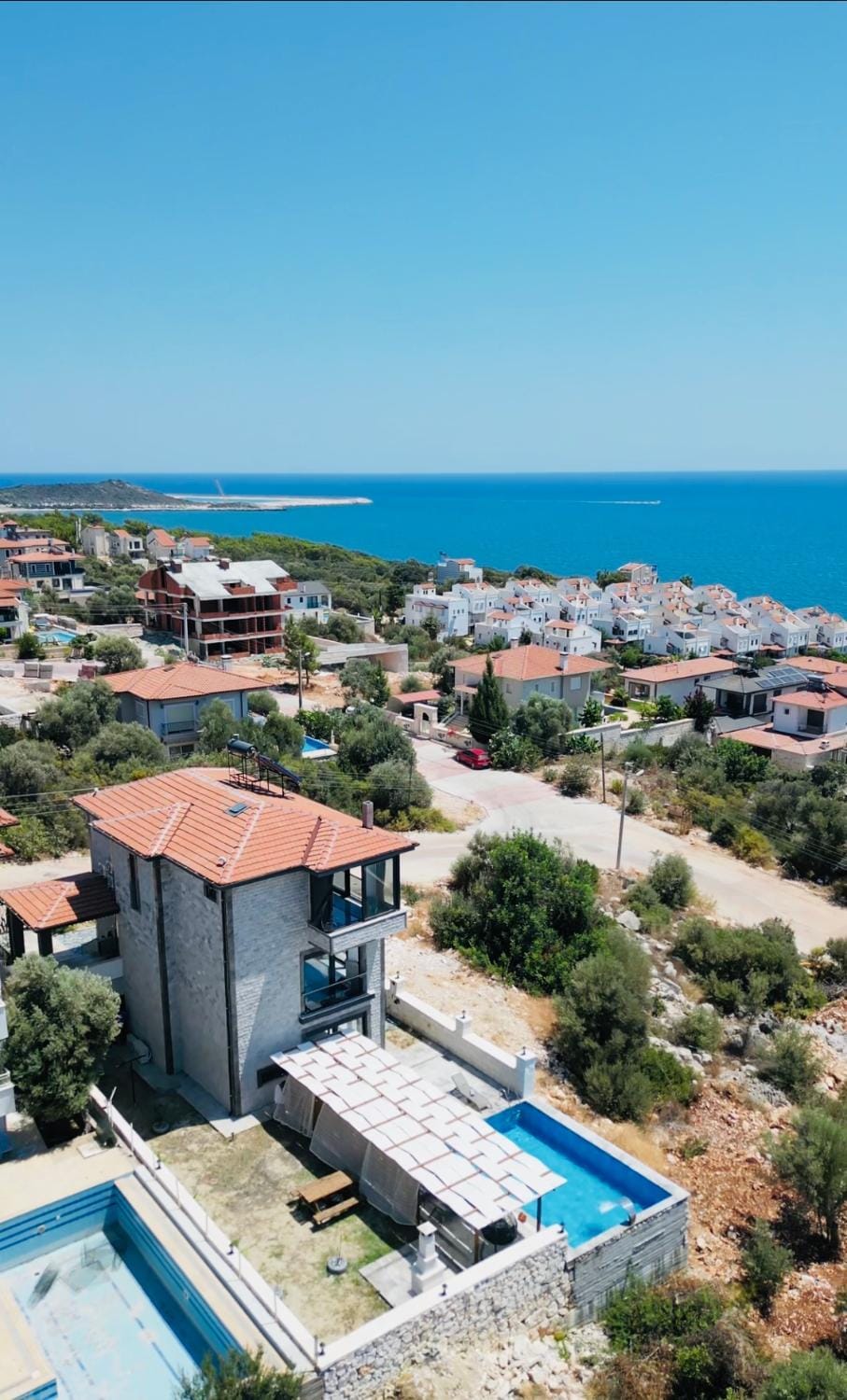 Property building, Neighbourhood, Bird's eye view, Sea view, Swimming pool