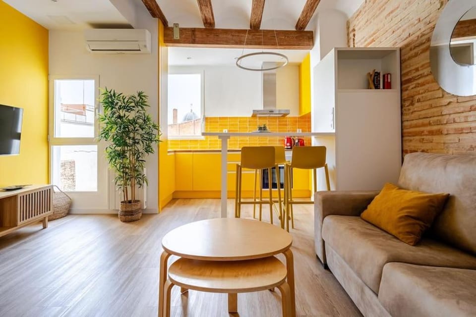 Espectacular y luminoso apartamento en el centro Apartment in Valencia