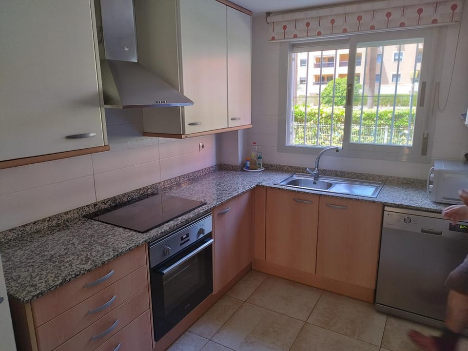 dishwasher, minibar, pet friendly, stove