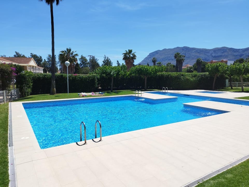 Mountain view, Pool view, Swimming pool