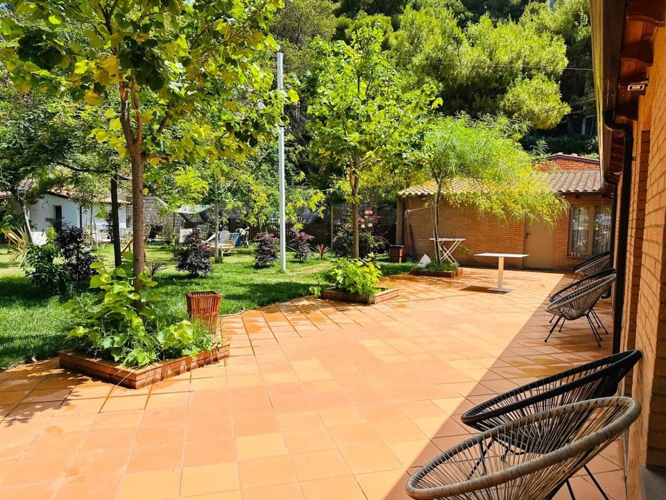 Property building, Garden