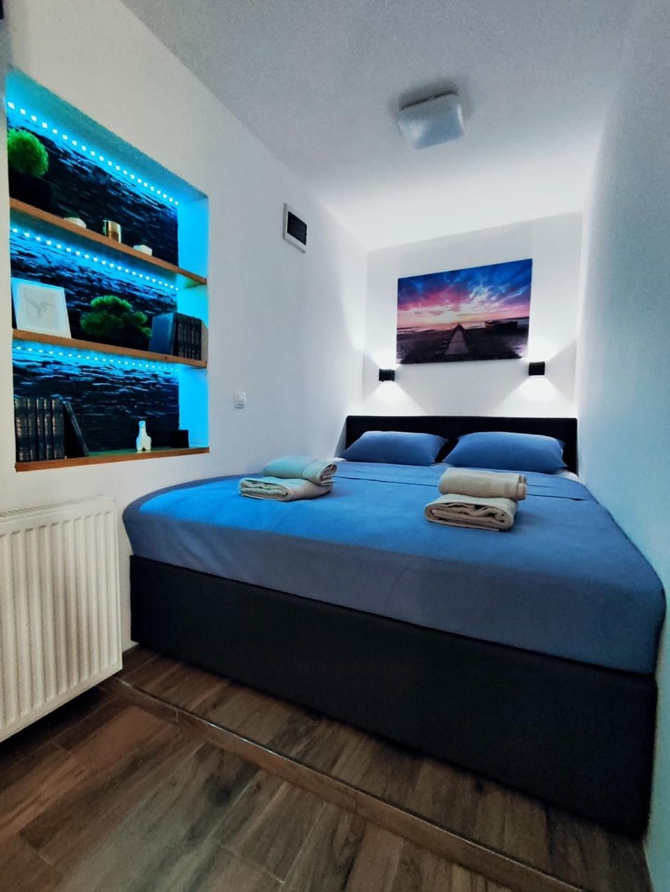 Bed, TV and multimedia