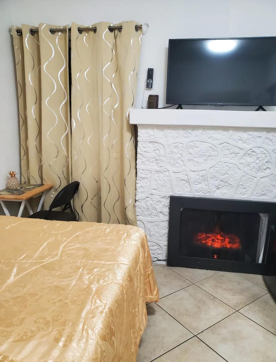 TV and multimedia, Photo of the whole room