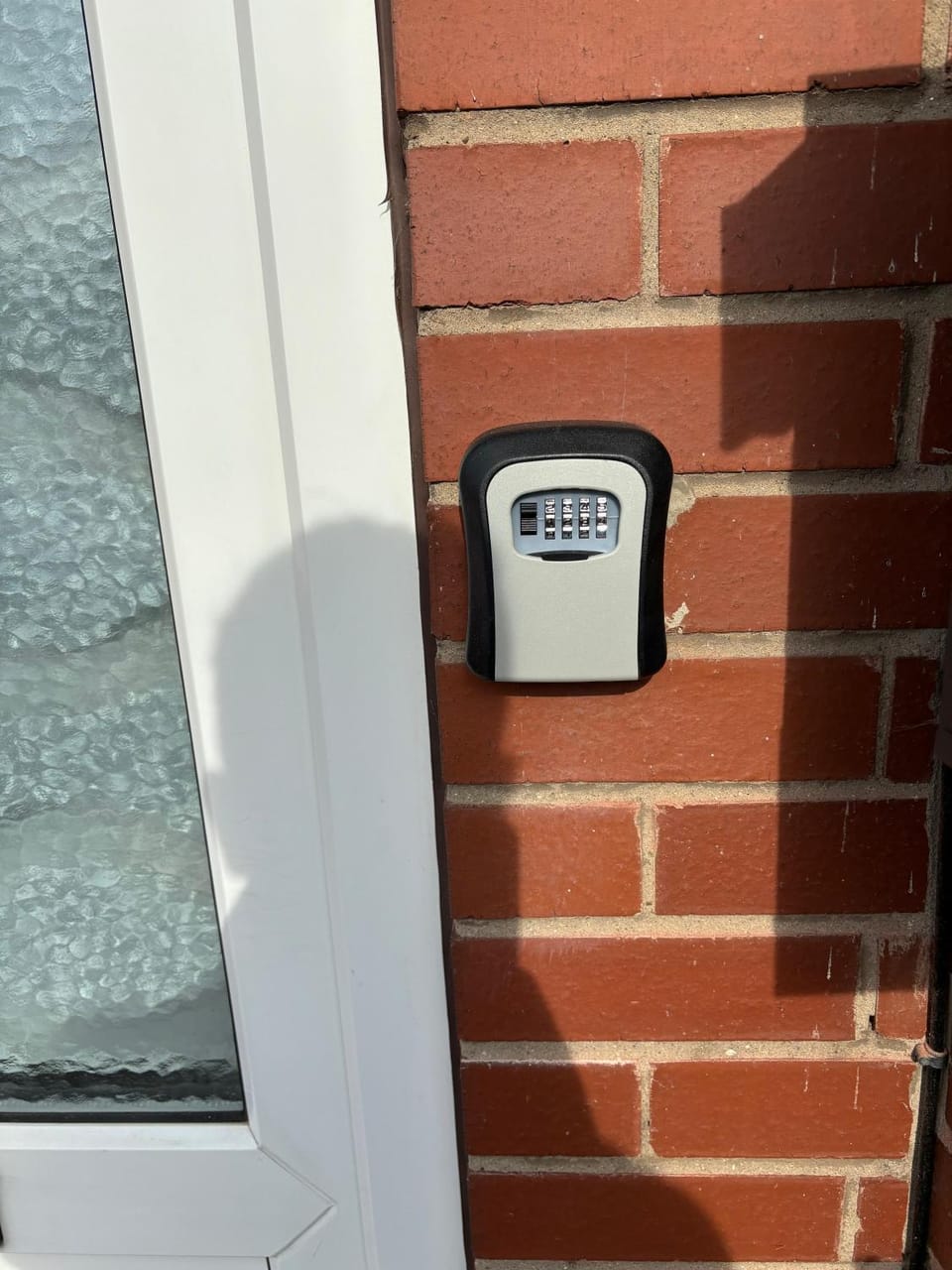 Modern & Cozy Gem - 10min to City Center - Parking Apartment in York