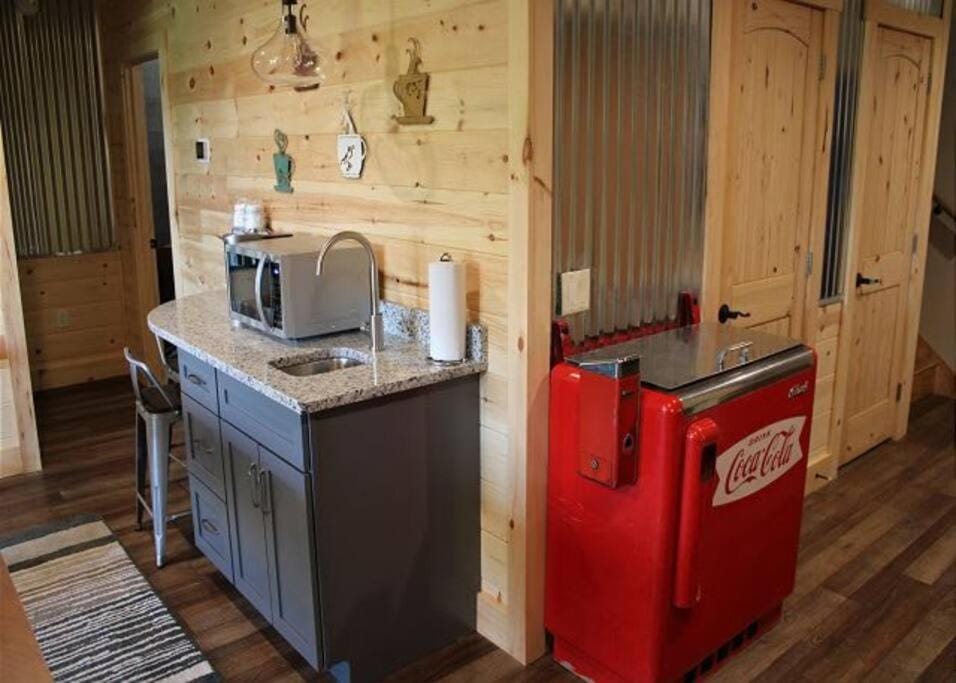 Luxury 3/2.5 Cabin: Lake views, Theatre+GameRoom! Cabin in Fontana Lake