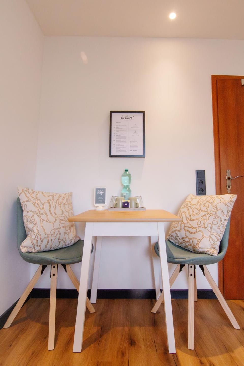 Photo of the whole room, Seating area, Dining area, Bedroom