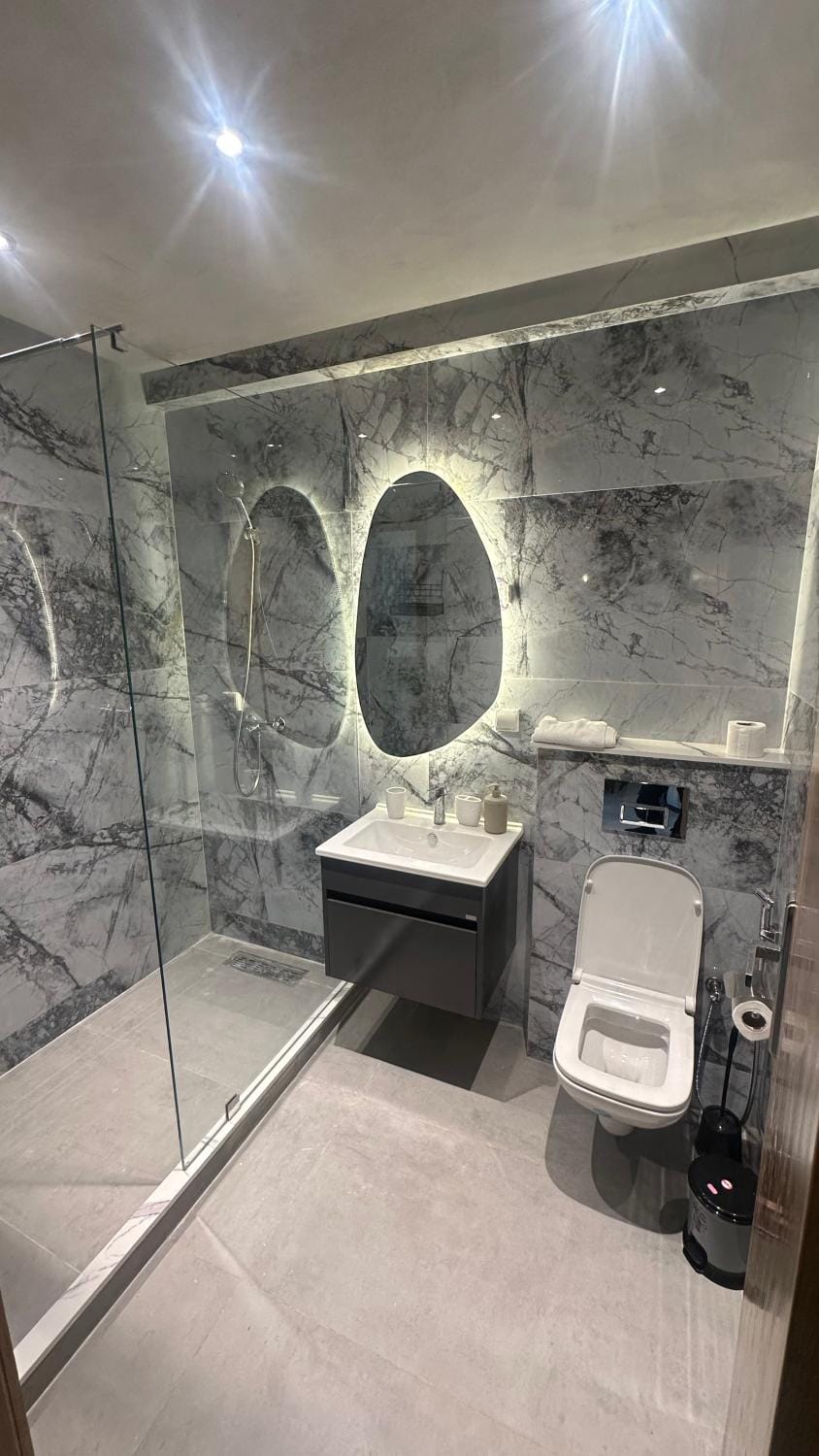 Shower, Toilet, Bathroom