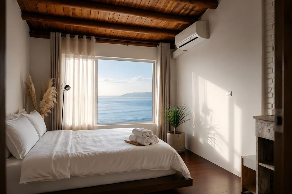 Bed, Natural landscape, Photo of the whole room, Bedroom, Sea view, air conditioner