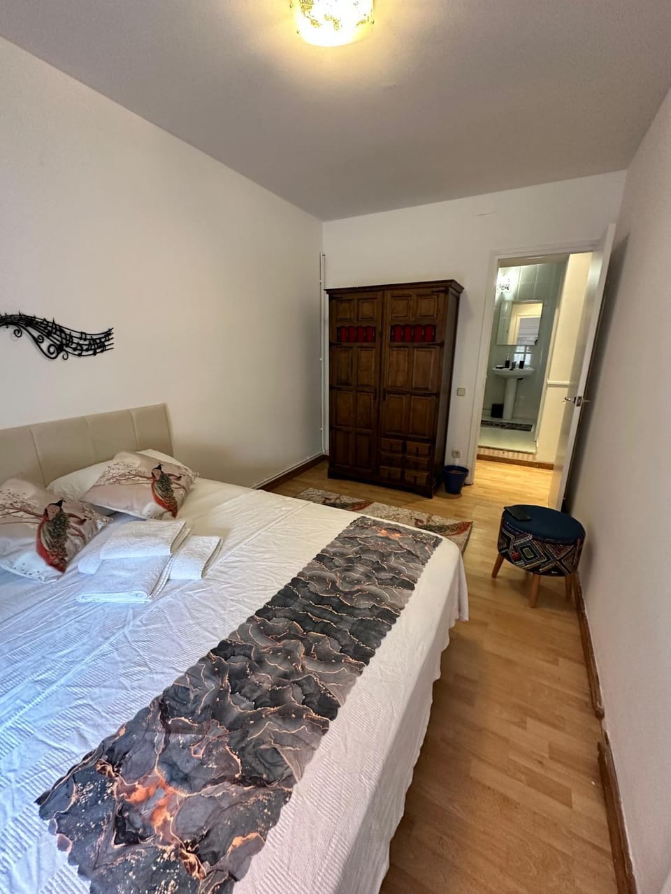 Bed, Bedroom