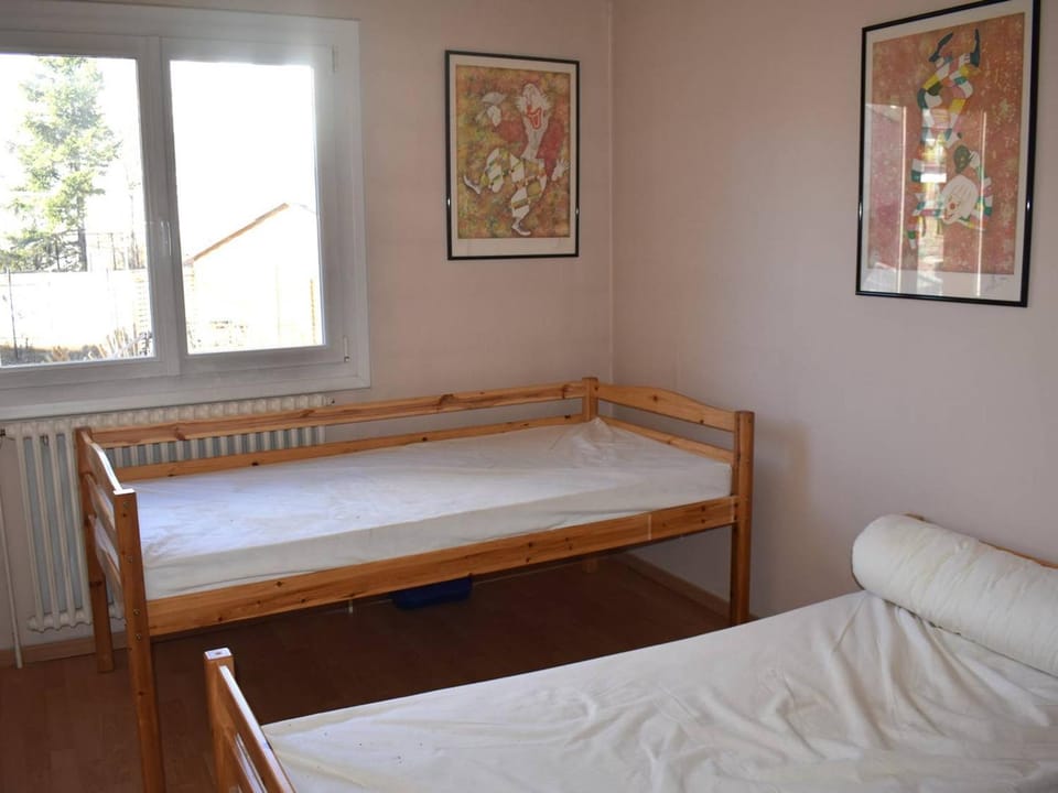 Appartement 3 Pièces - 4 Pers. au Centre de Font-Romeu - FR-1-580-112 Apartment in Bolquère