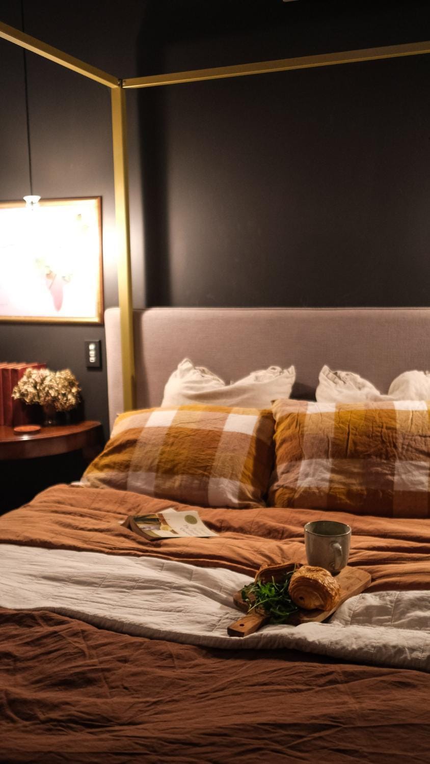 Bed, Bedroom