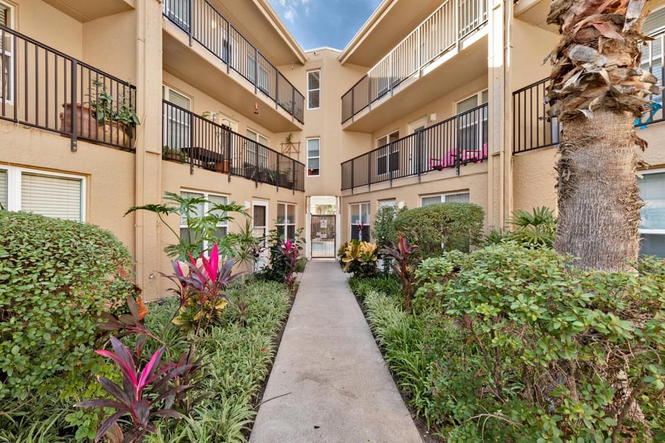 Inner courtyard view