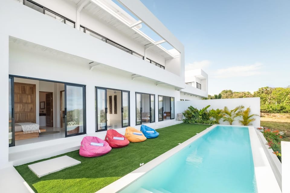 Villa Mango Uluwatu ocean and jungle view Villa in Bali