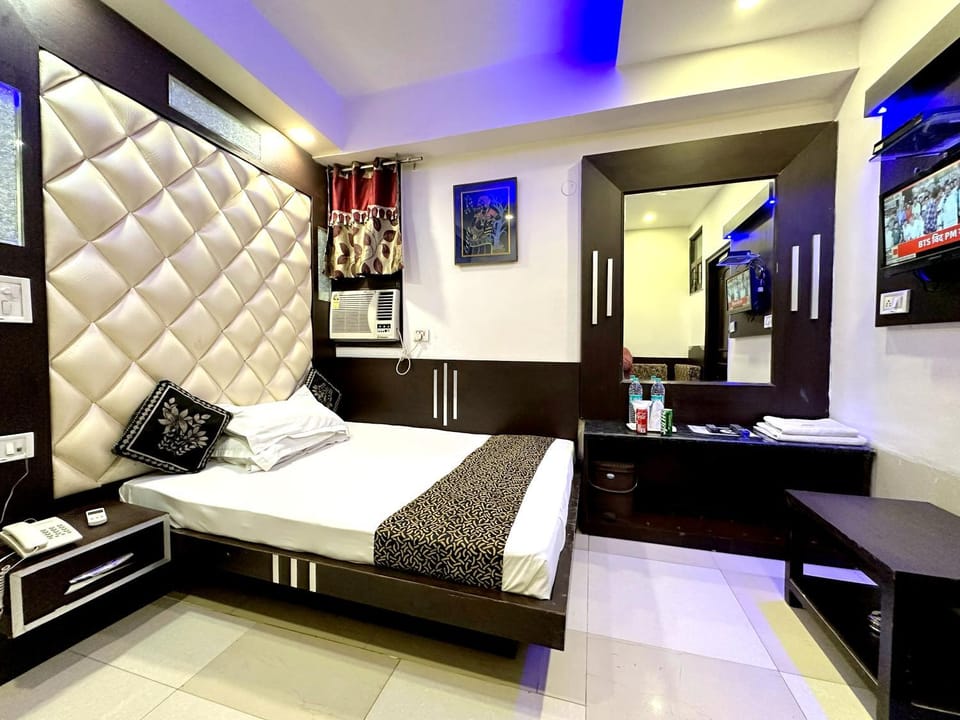 PEACE POINT FAMILY HOTEL By AKJ Hotel in New Delhi