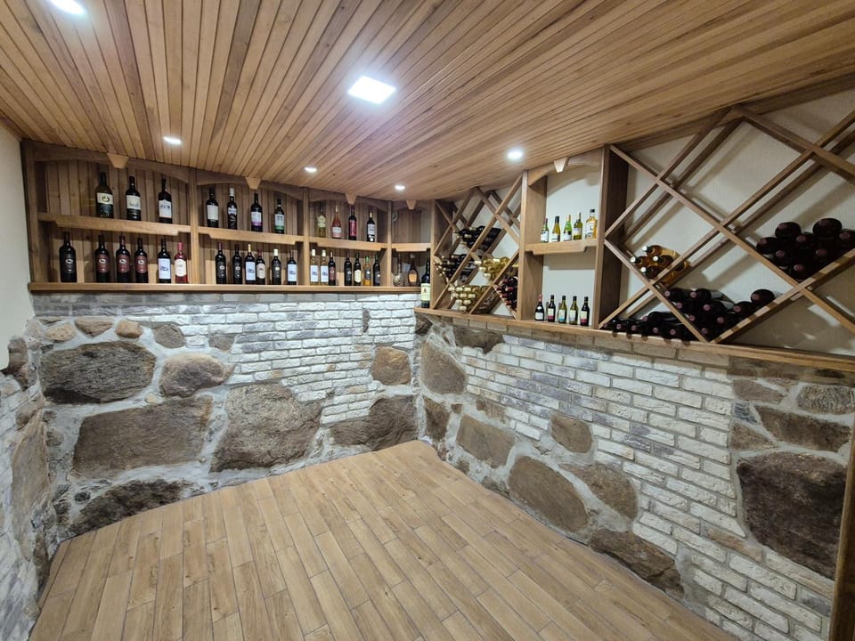 Lounge or bar, Drinks