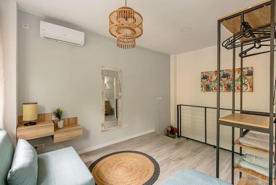Cozy duplex apartment in Barrio de Salamanca - Heredia Apartment in Madrid