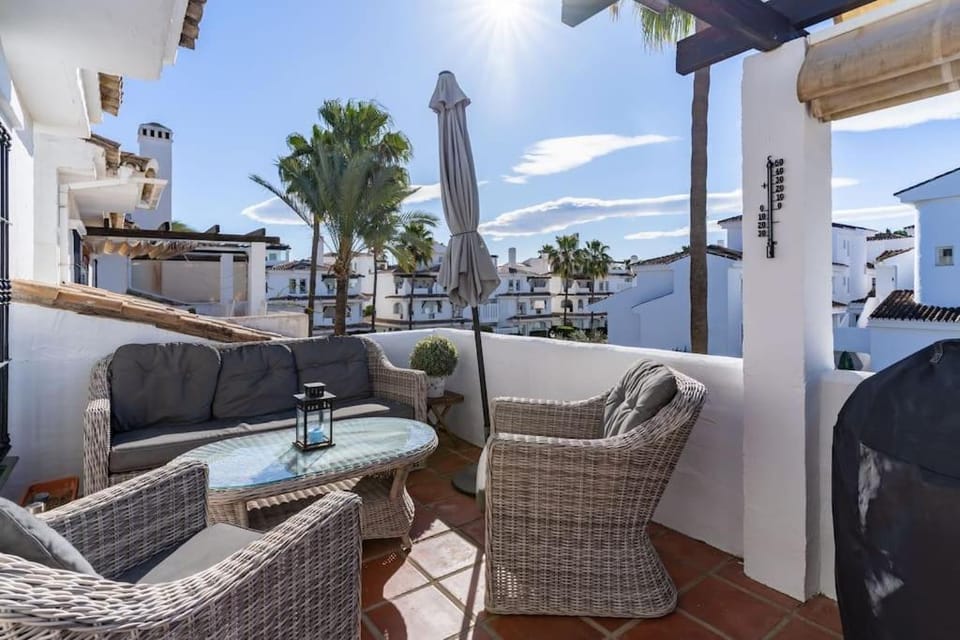 1 bedroom with large roof terrace Apartment in Marbella