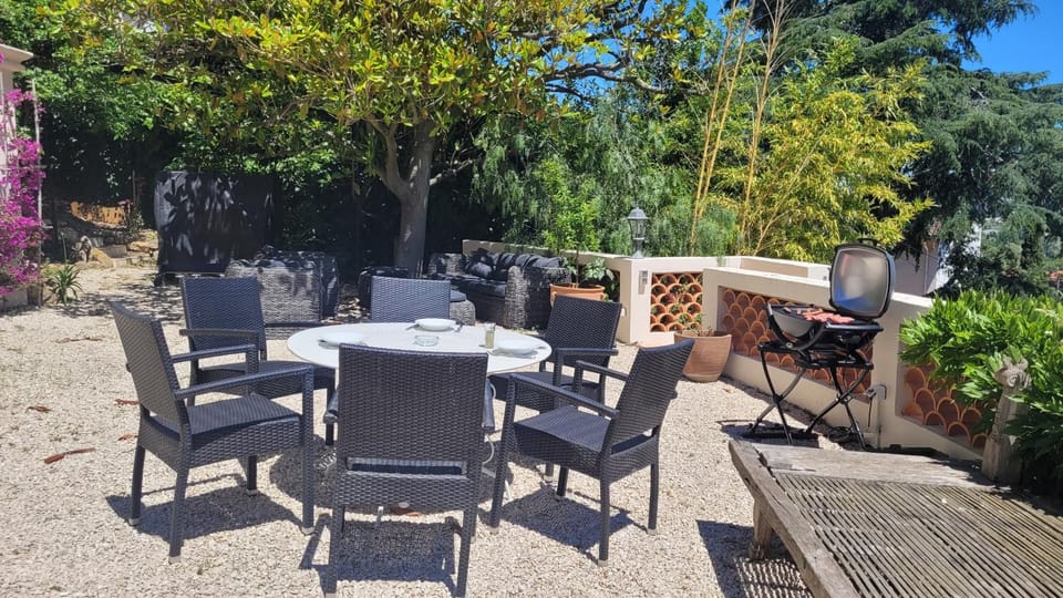 Patio, BBQ facilities, Table tennis